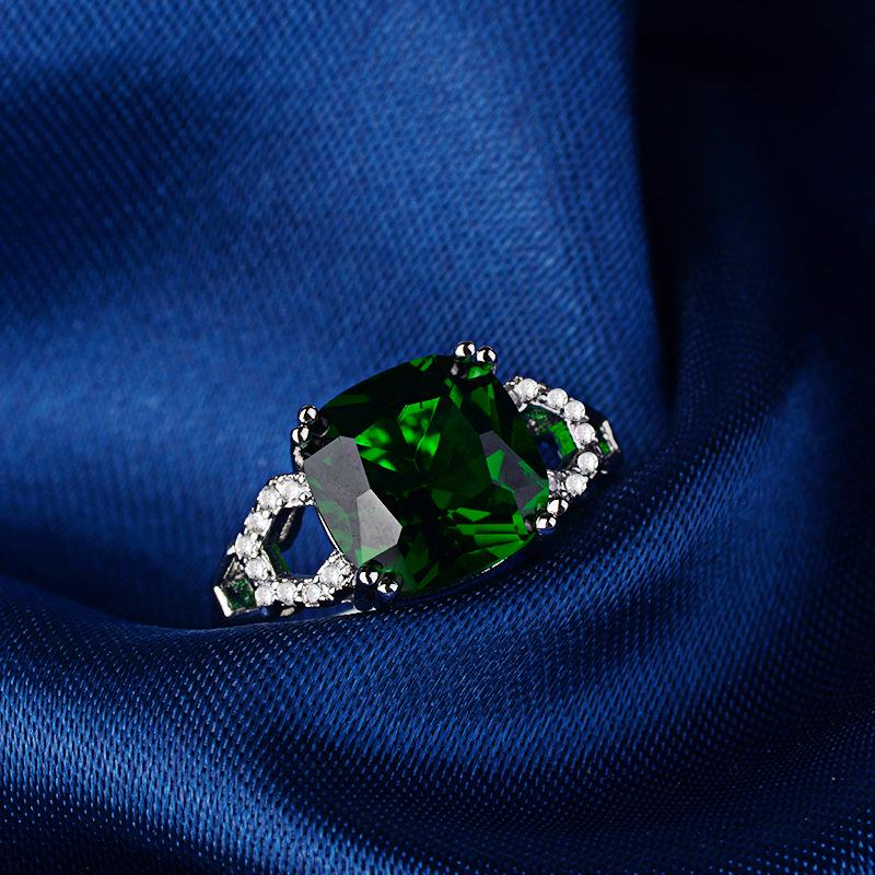 Hot-Selling New Sapphire Ring, Plated With Colored Ruby Emerald Ring Women'S Jewelry