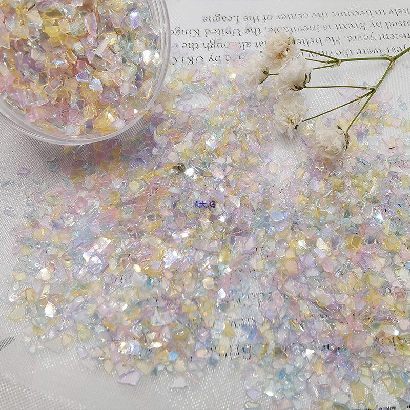 Ručně vyráběné duhové skleněné střepy pro šperky a zdobení nehtů