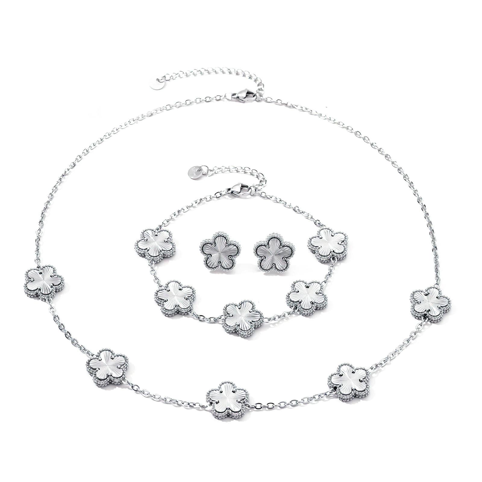 Fashion Five Leaf Clover Flower 18K Gold Plated Stainless Steel Necklace Lucky 5 Leaf Gold Necklaces Set Jewelry for Women