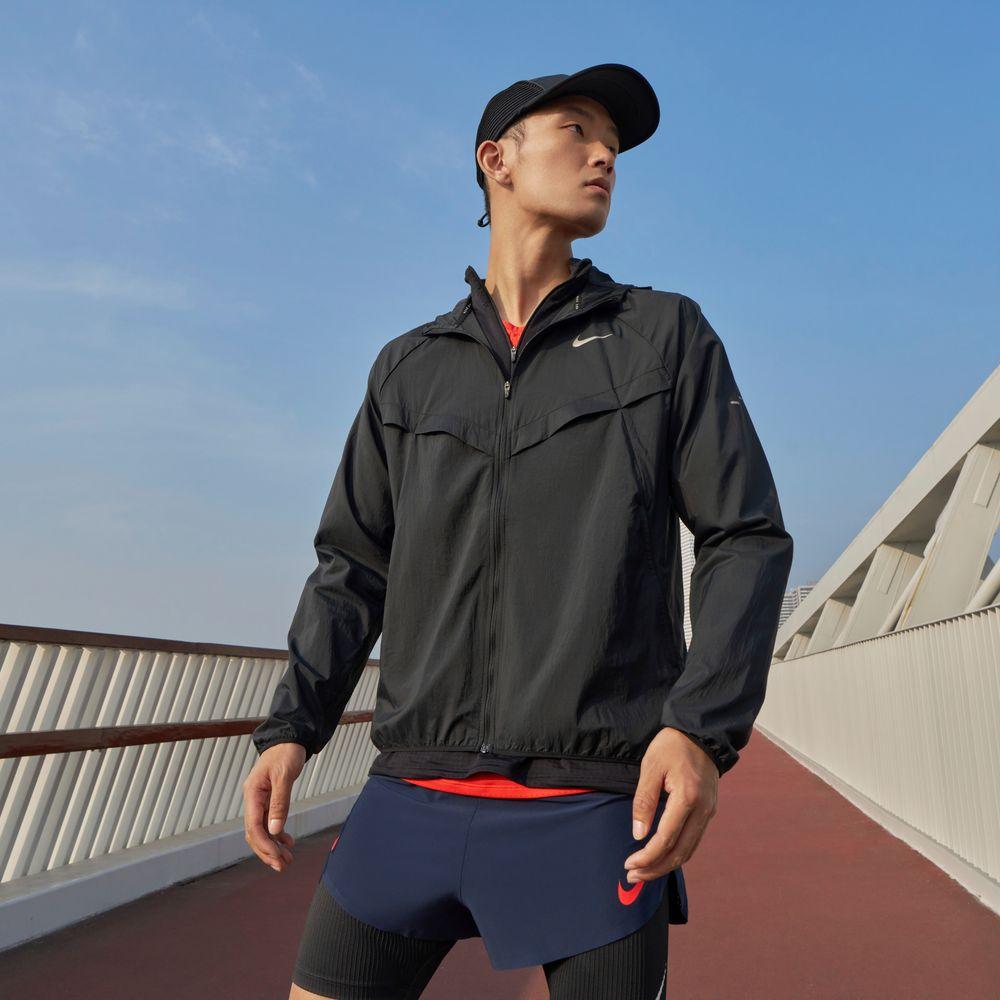 Nike Stride Men s Repel Uv Running Jacket S