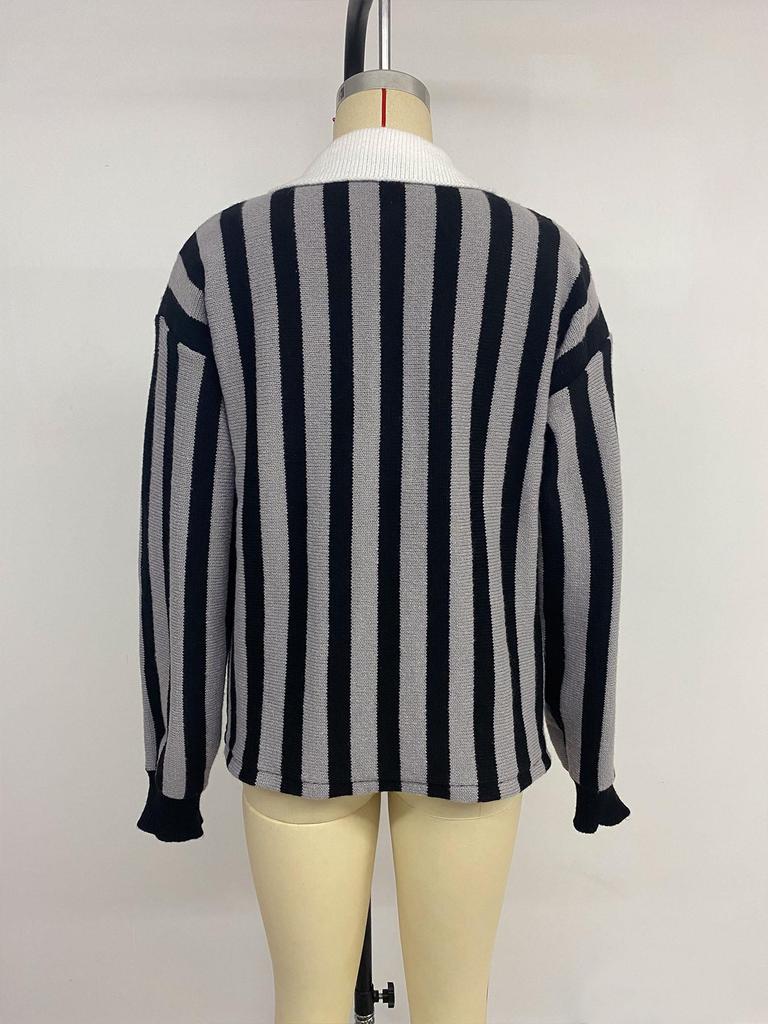2025 Autumn/Winter Women's Retro Striped Knit Sweater with Lapel