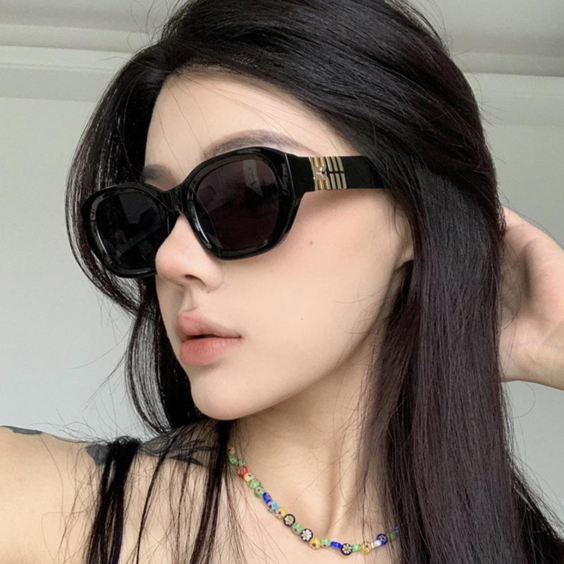 Square Beach Sunglasses Vintage Concave Spice Girls Sunglasses Vacation Sunscreen Sunglasses