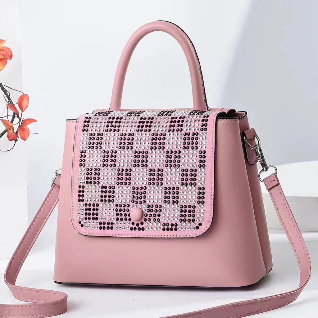 

Elegant Retro-inspired Bucket Bag With Glittering Rhinestones And Pearls Ideal For Fashion Lovers рожевий