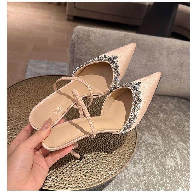 Pointed rhinestone one-word sandals 25 years old summer new two wear V thin heel bag head drag sexy shallow mouth sandals