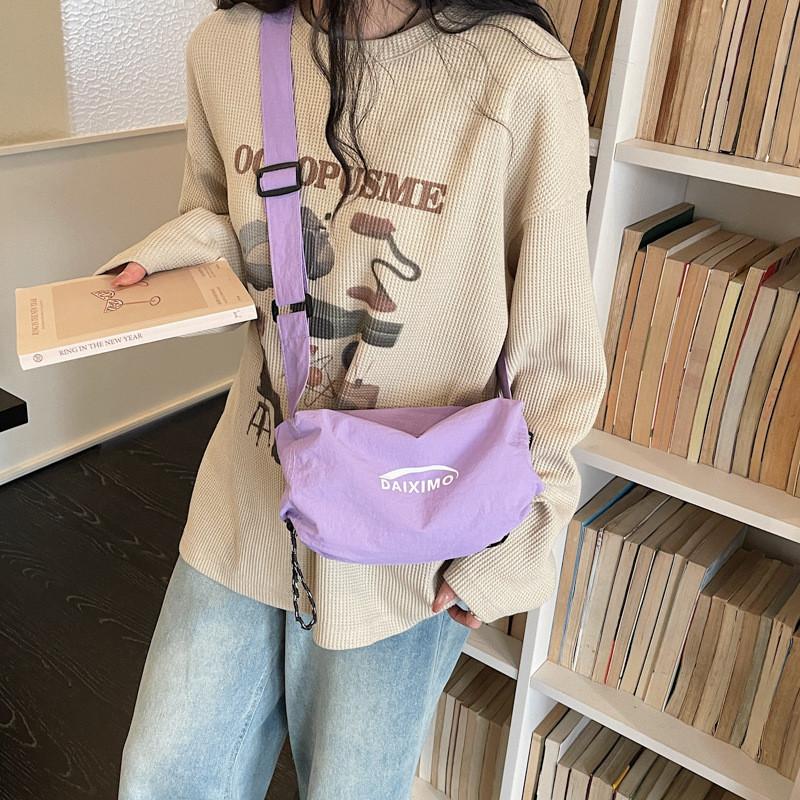 City Fun Wild Duffle Bag With Nylon Material For Daily Use