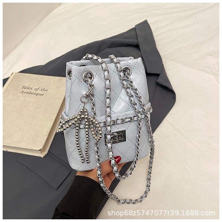 This Year's Popular Fashion Korean Version of Diamond Chain Bag Women's 2025 New Versatile Shoulder Messenger Bag Bucket Bag Tide