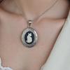 Multipurpose Cats Themed Oval Pendant Necklace Craft from Comfortable Sturdy Alloy Materials for Long Time Use