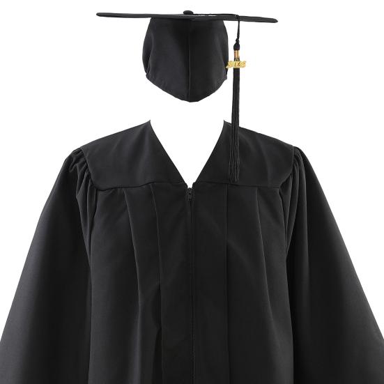 Unisex Matte Graduation Cap And Gown Set with 2026 Year Tassel Charm for Middle School High School College Graduates