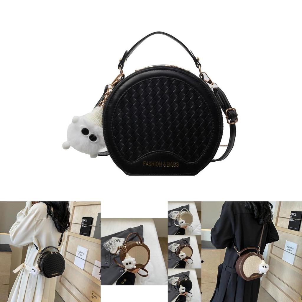 Stylish Trendy Womens Round Crossbody Bag With Zip Closure In Chic Black