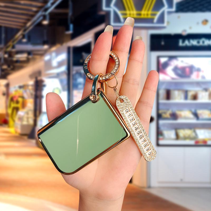 Lynk & Co 06 Key Case 2023: Limited Edition, New Model, Unisex Car Bag with Cute Buckle Shell.