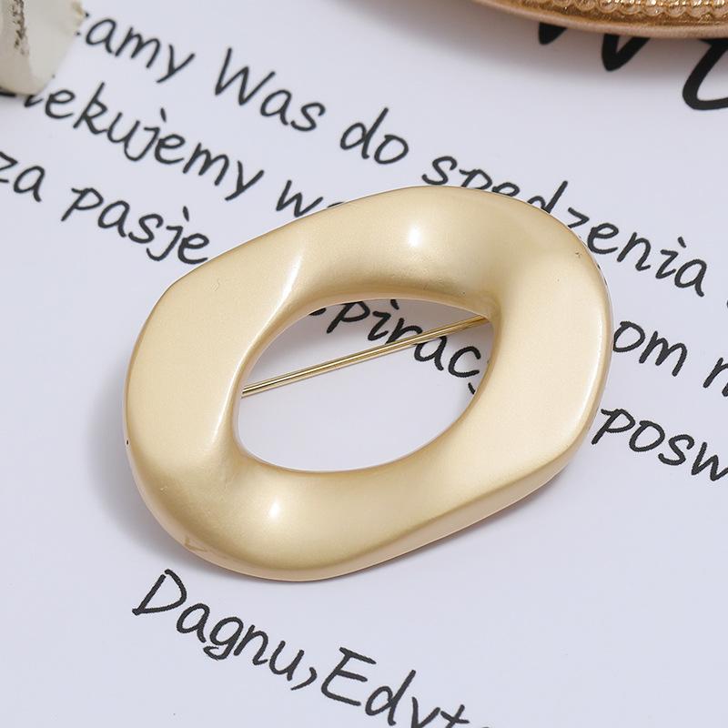 Fashion Simple Irregular Ring Brooch Female Personality Versatile Temperament Corsage Pin Cardigan Suit Accessories