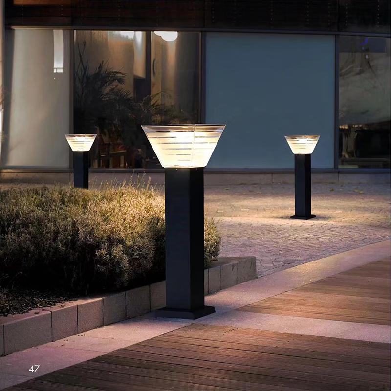 Lushufeng Outdoor Waterproof LED Solar Garden Light