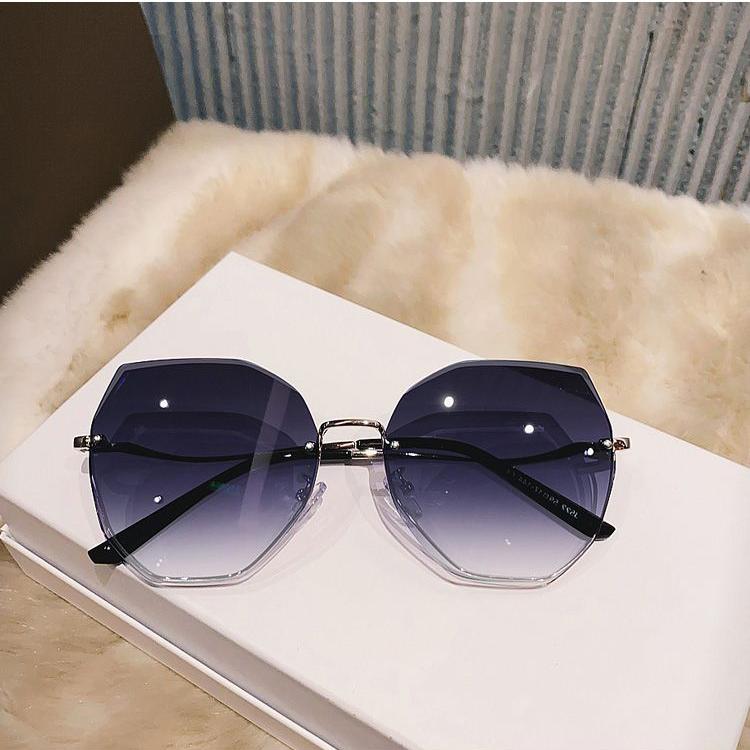 

Women s Premium UV Protection Sunglasses 2026 New Frameless Fashion Streetwear Eyewear gradient gray