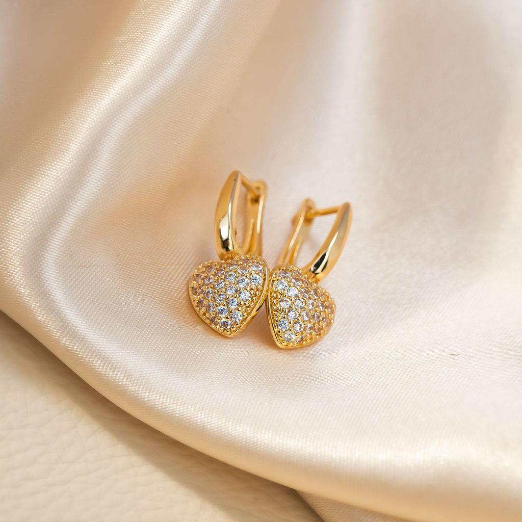 Gold-Plated Inlaid Heart Earrings: Elegant French Retro Studs for Women