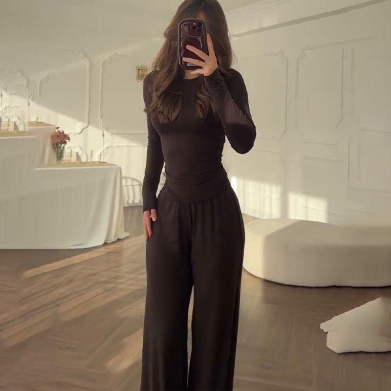 

2025 Лето Европейская и американская женская одежда Новая мода круглый вырез Слим Повседневный Легче всего сочетать Свободный Эластичный Свободный Костюм из брюк Женский Maroon (Long sleeves) XXXL