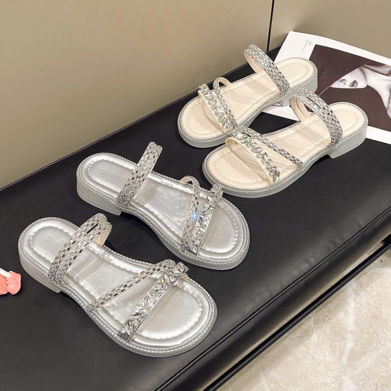 Römische coole Hausschuhe 2025 Sommer neu Koreanische Version Mode Weichsohlige rutschfeste lässige coole Hausschuhe Zehenoffene Strandschuhe