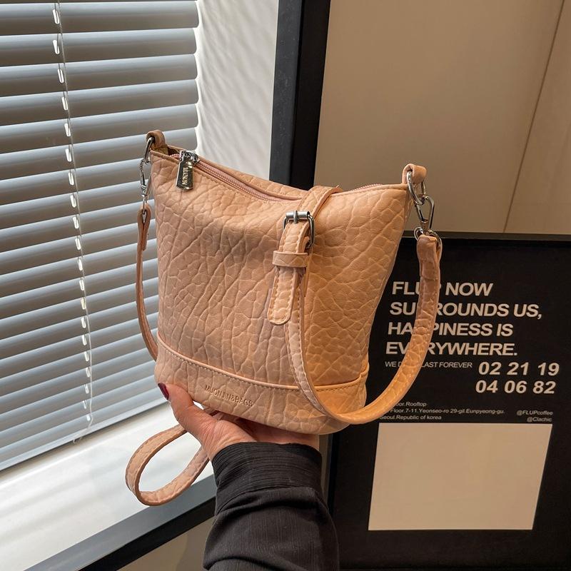 Soft Leather Bag Women's New Versatile Casual Shoulder Messenger Bag Fashion Versatile Bag