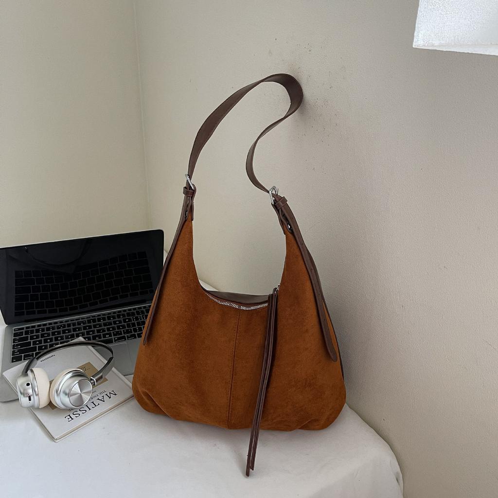 Fashionable Large-capacity Tote Bag, Niche, Simple and Casual Single-shoulder Bag, High Appearance Level Crossbody Bag