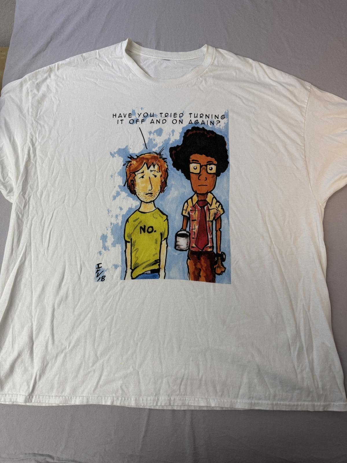 The IT Crowd Tv Show T-shirt Turning it off and on again 3XL XXXL