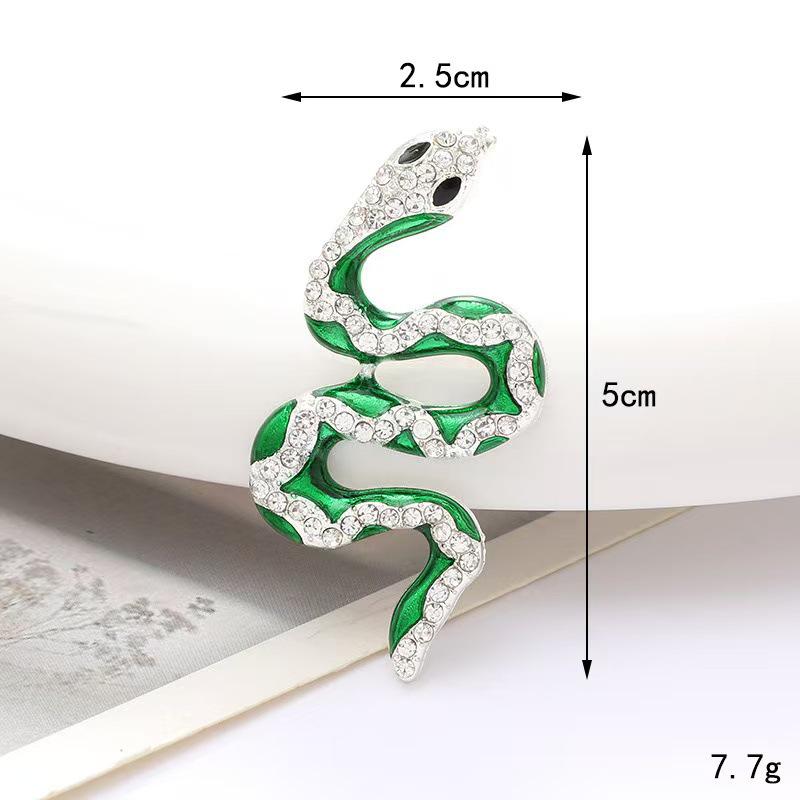 Snake Zodiac Brooch: High-End Jewelry Accessory for Suits, Sweaters, and Coats