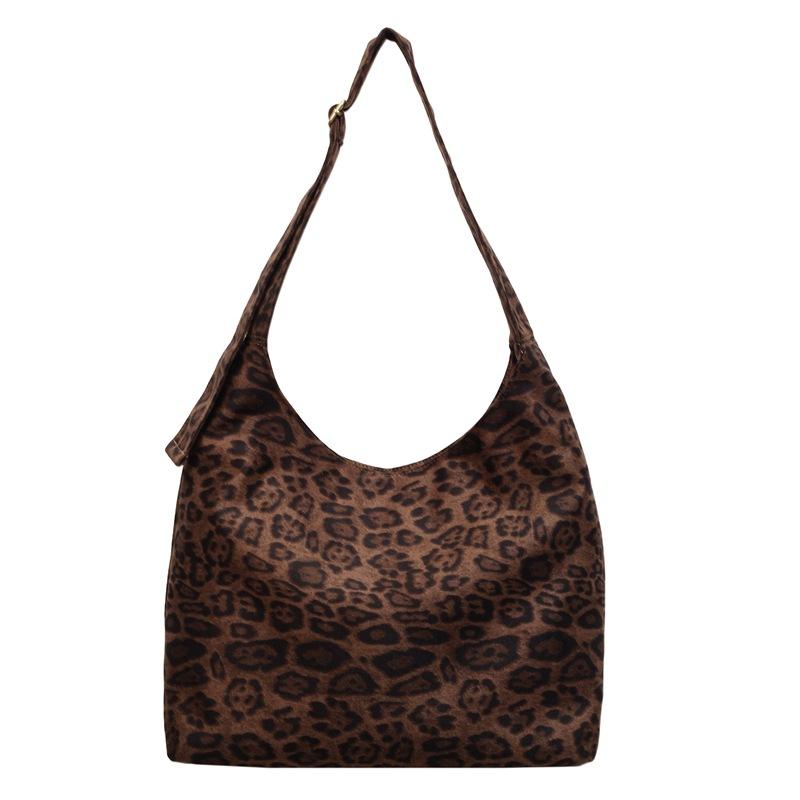 Soft Faux Suede Polyester Hobo Bag – Lightweight & Stylish Shoulder Tote for Women, Perfect for Everyday Use