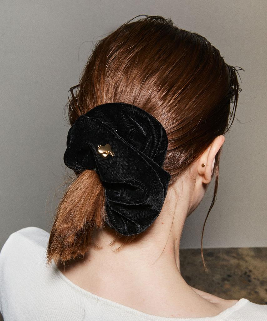 Sparkling Piece Sp Classic Velvet Scrunchie