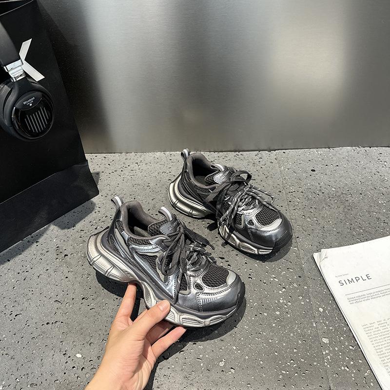 

Женские кроссовки на толстой подошве из сетки, осень 2025, новинка с европейской станции, дышащие, повседневные, нишевые, ретро 40