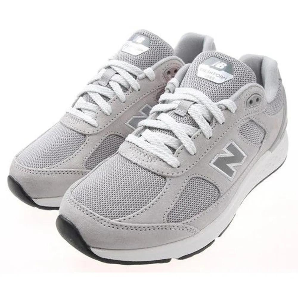 New Balance WW1880R1 Fresh Foam Wide-Wide Running Sneakers 235