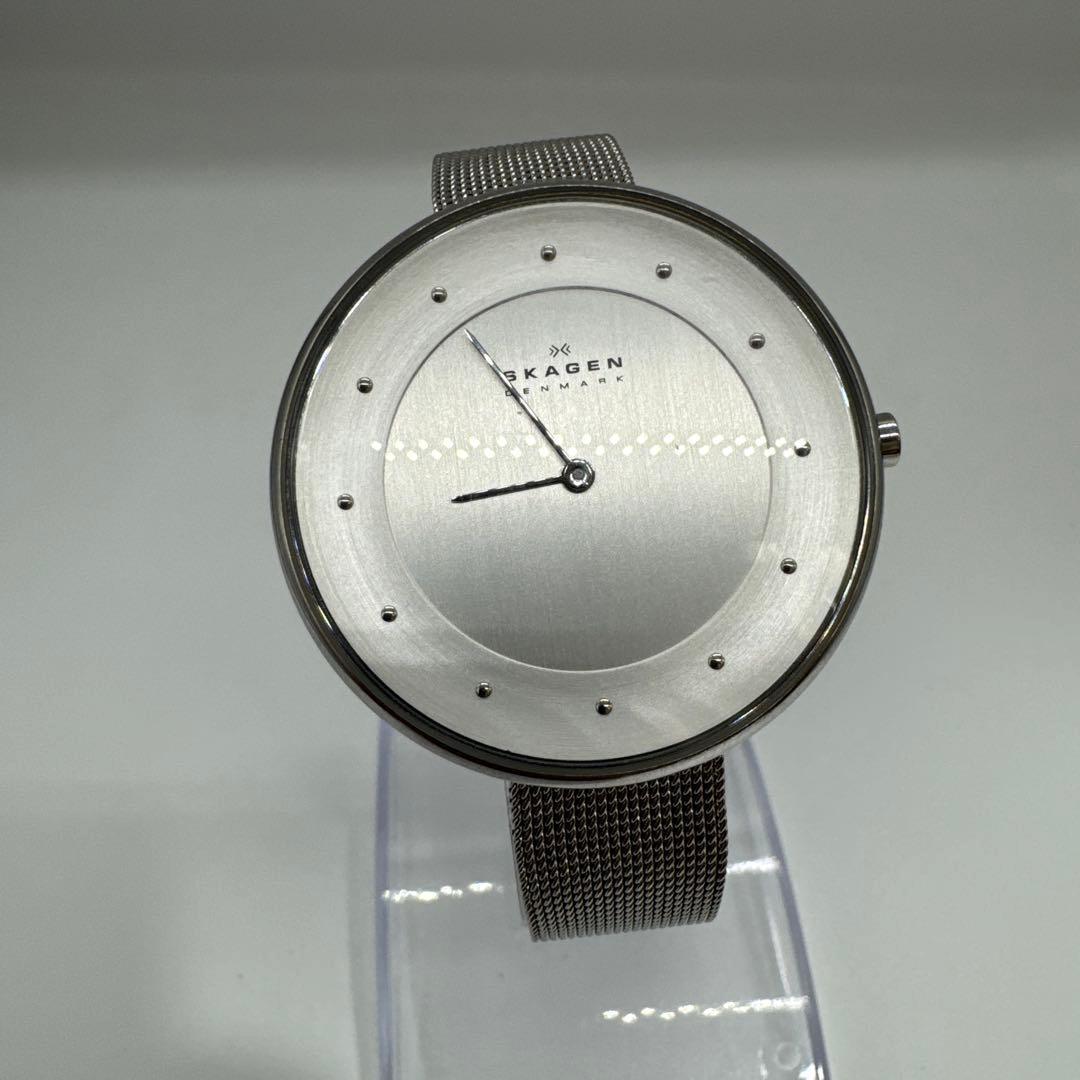 Used SKAGEN watch body silver mesh belt