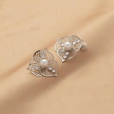 French Luxury Imitation Pearl Silver Hollow Flowers Female Fashion Mosquito Coil Without Ear Piercing Ear Clip