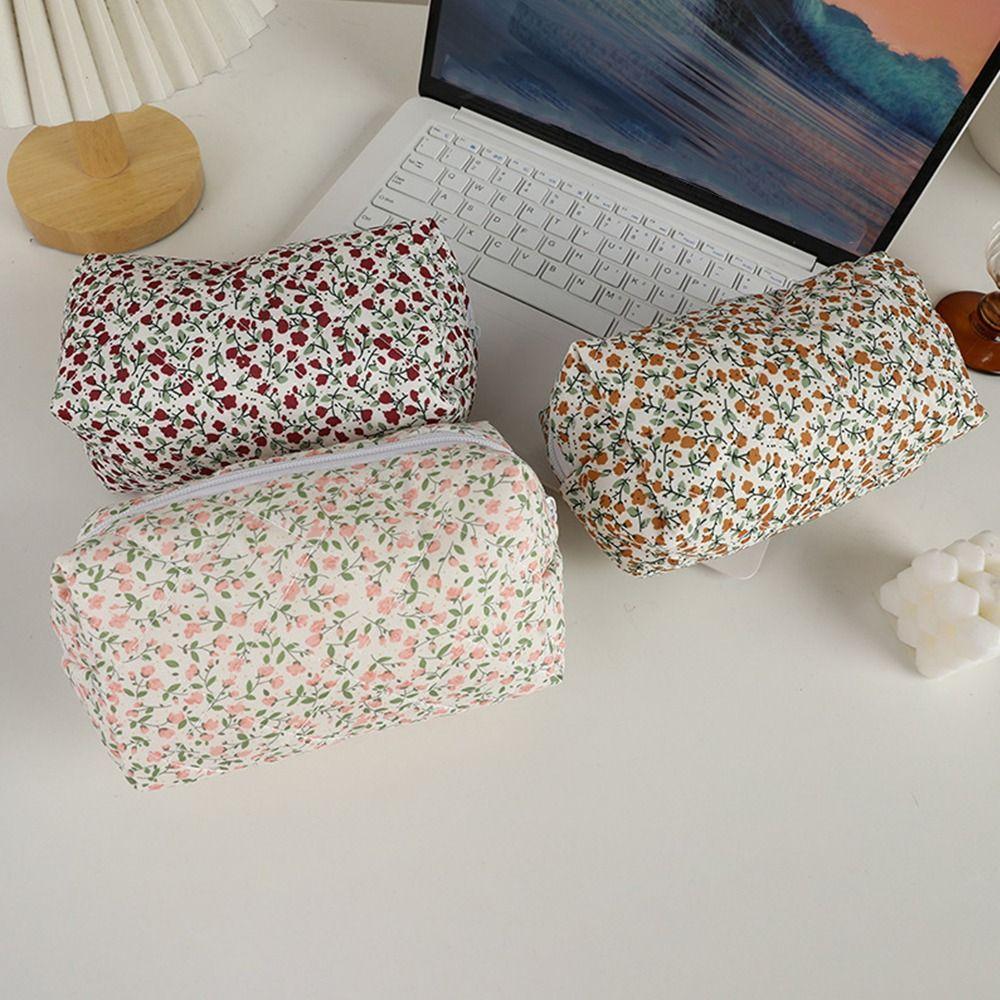 Portable Quilted Cotton Makeup Bag Flower Printed Large Capacity Travel Toiletry Bag Cosmetic Organizer for Women