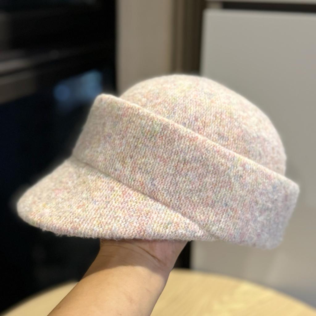 Ladies Elegant and Breathable New Autumn and Winter Temperament Versatile Short Brim Peaked Hat Warm Knitted Hat Trend