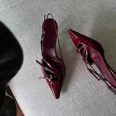 Talons hauts aiguilles en cuir verni sens du design de niche mot de célébrité avec sac sandales à bout vide chaussures simples femmes