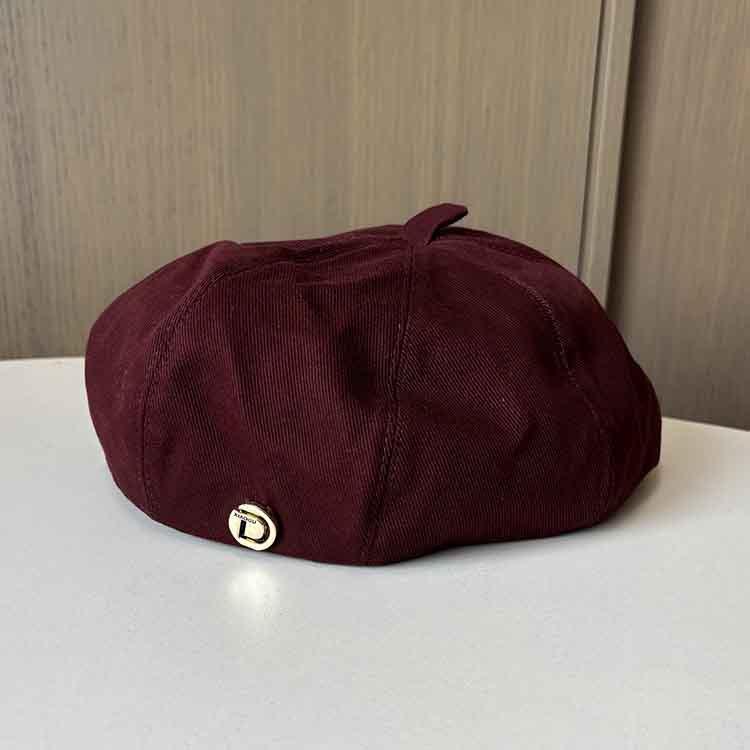 Metal Buckle Letter Mark Beret Female Japanese Literary And Artistic Painter Hat Solid Color Casual Versatile Pumpkin Hat