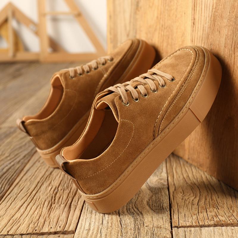 Fashion Vintage Men Leather Shoes Casual British Male Sneakers Round Toe Lace-Up Skate Shoes Handmade Mens Flats Outdoor Shoes