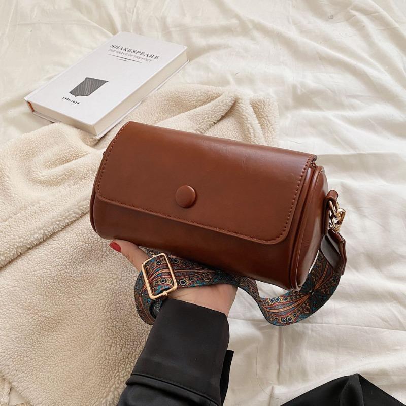 

Retro spring small bag women s bag niche versatile broadband shoulder messenger bag коричневый