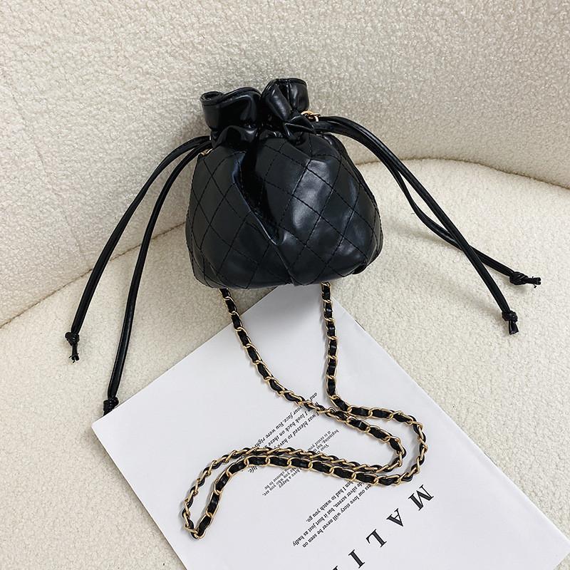 Stylish Mini Princess Handbag For Kids With Chic Quilted Design And Durable Chain Strap чёрный