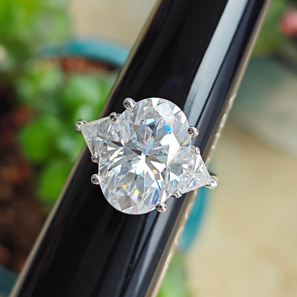 9CTTW Oval Cut Full Moissanite Engagement Ring for Women   Copper3 Stone Triangle Diamond Ring Wedding Bands Jewelry