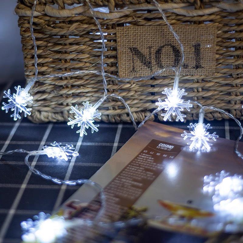 LED Solar Bubble Ball String Lights for Outdoor Ambiance