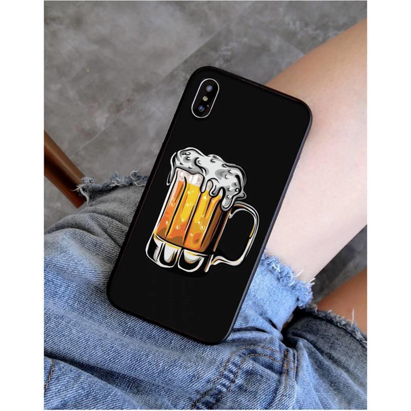 iPhone15 Pro mobile phone case Men's beer cup with foam mobile phone case is sent on behalf of others, painted and anti-drop.