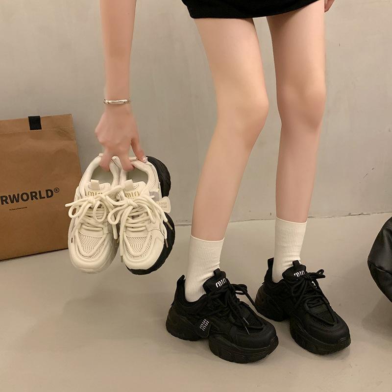 Versatile platform dad shoes women's summer small man increases height 2025 new European super hot white sports and leisure shoes