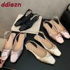 Damenschuhe – Sandalen