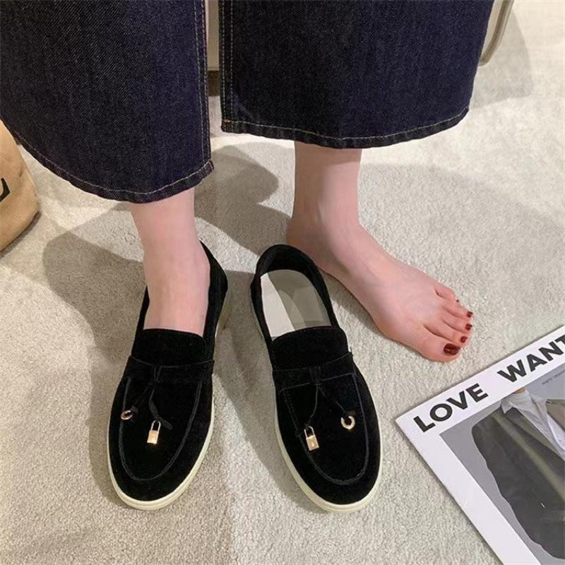 The New Women Shoes High Quality Red Loafers High-end Shoes for Women Casual Loafers Casual Sneakers Zapatos De Mujer