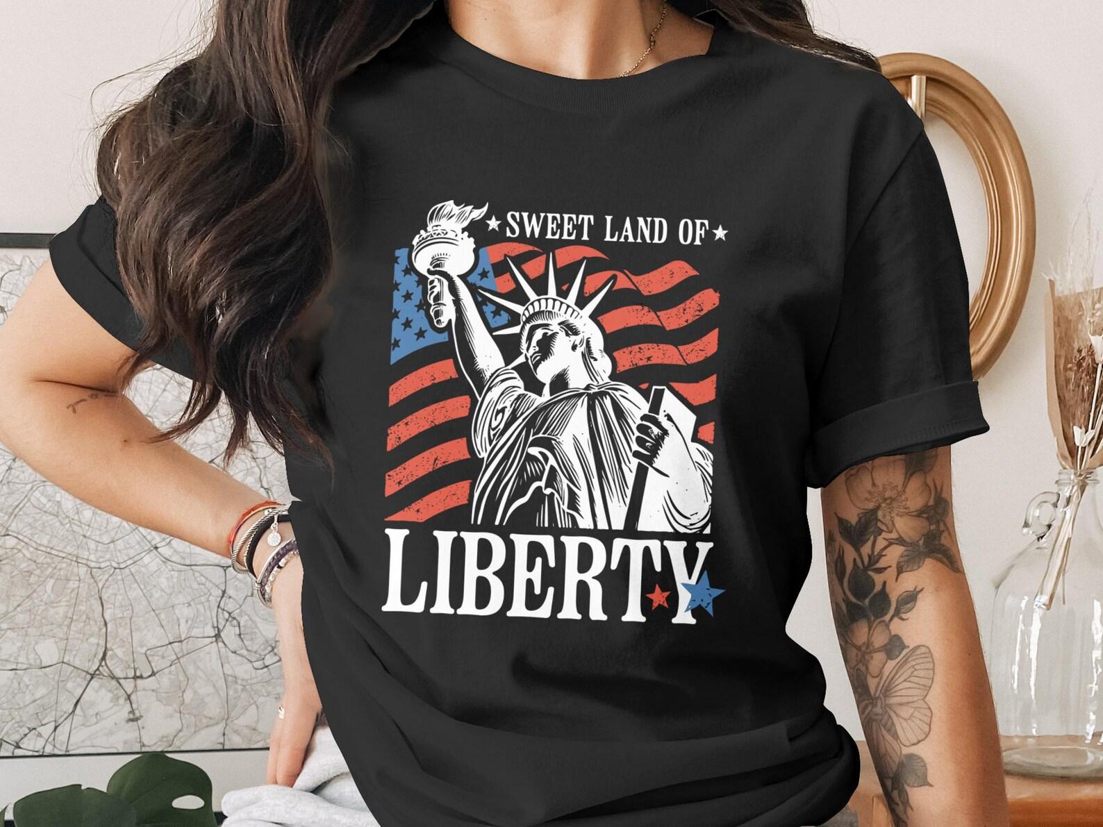 Sweet Land of Liberty T-Shirt, Patriotic American Flag Statue of Liberty Tee, Vintage USA Freedom Gift, 4th of July Top S