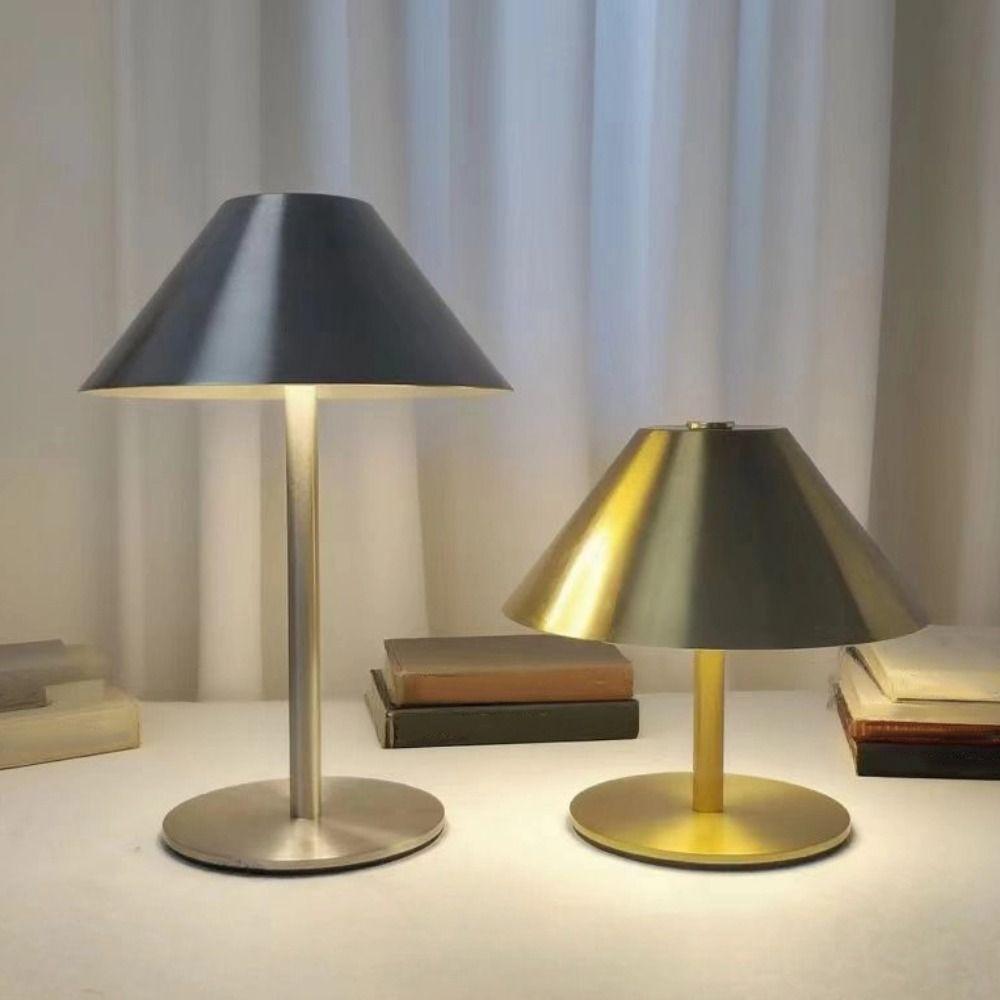 Touch Control Mushroom Bedside Lamp Creative Metal Reading Lamp Atmosphere Lamp  Bedroom Desk