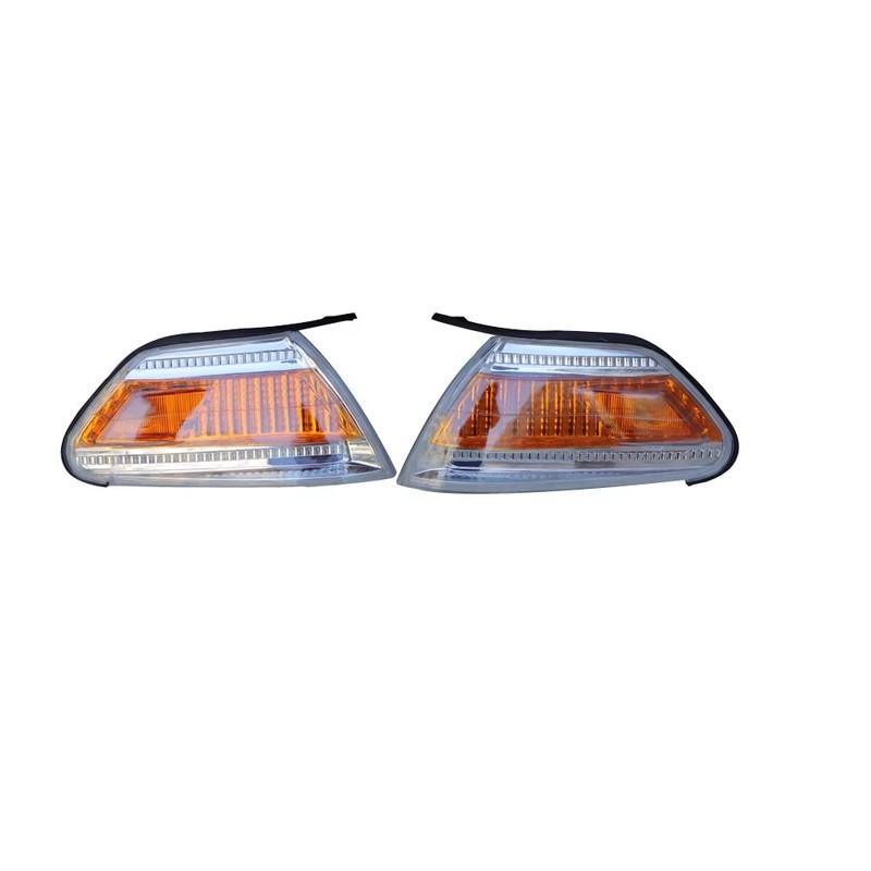A Pair Automobile Corner Lamp Turn Signal Light 81731-22120 81741-22120 For Toyota Mark Jzx100 1997 1998 1999