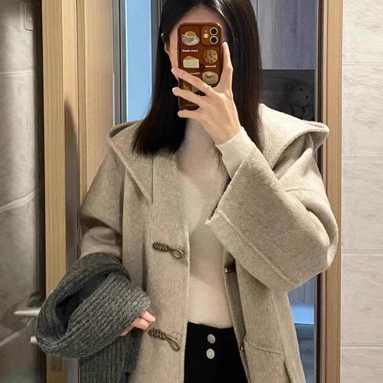 2026 Petite Double-Sided Wool Hooded Coat with Horn Buttons, Short Style for Autumn/Winter