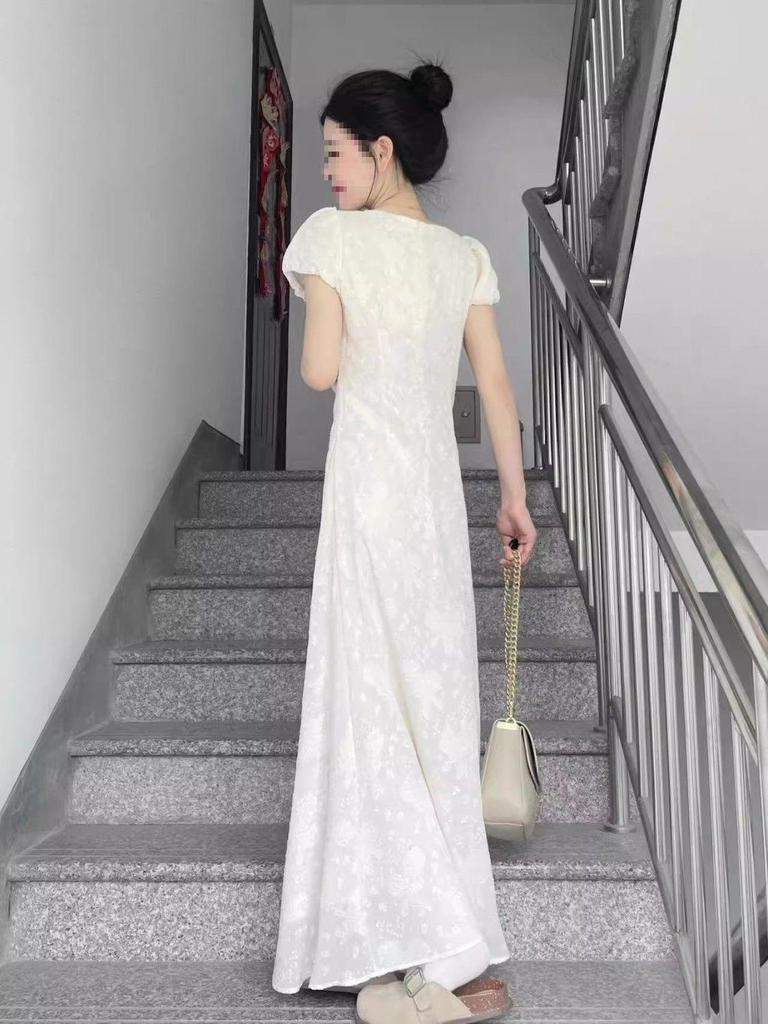 Elegant French Apricot Dress: Slimming, Waist-Cinching, High-End Design for Women - Summer Long Skirt