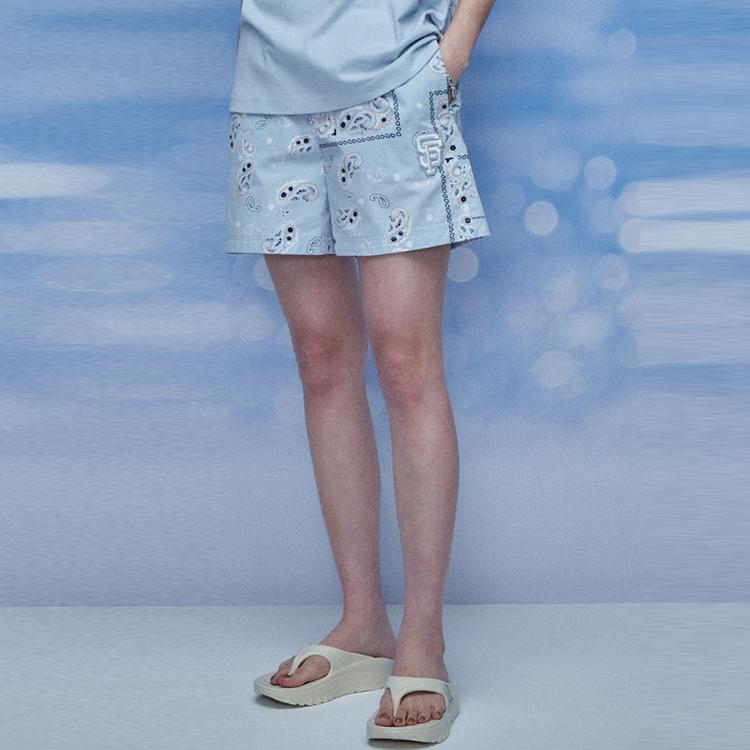 New MLB Basic Logo MLB Paisley Casual Shorts Unisex Sky Blue 31SMUP131-14S