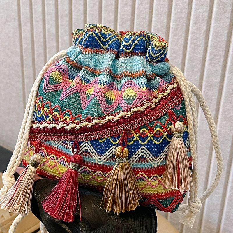 

Популярная этническая сумка ручной работы от интернет-знаменитости 2025 Новая модная оригинальная сумка-ведро с кисточками на плечо/через плечо синий